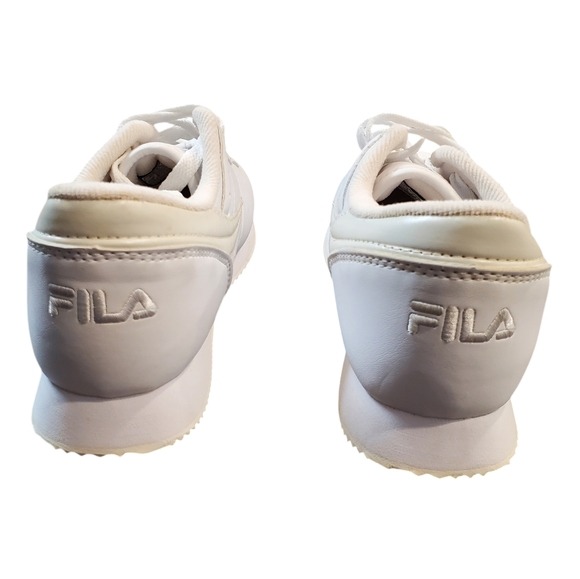 Fila Walking Shoes Womens Size 6.5 White Lace-up Low Top Sneakers - Picture 4 of 12